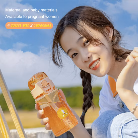 Garrafa de água portátil fofa Tritan BPA grátis por atacado com alça